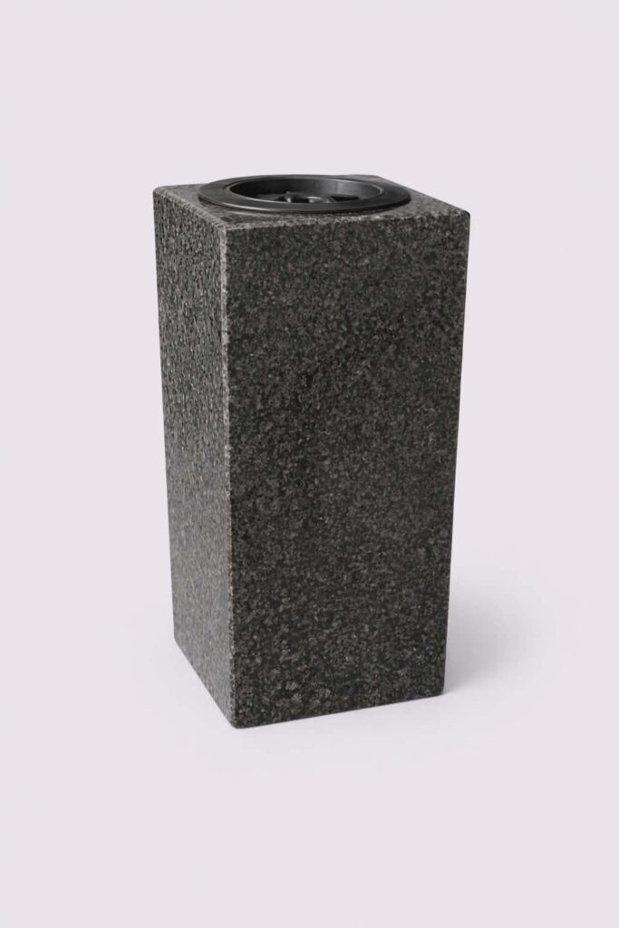 Granitinė vaza nr 9